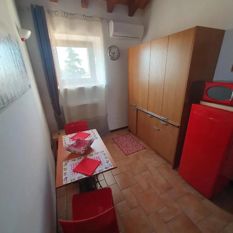 Gesuitirooms Sona 0*,  Italia