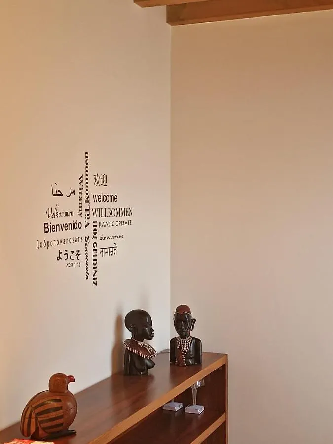 Gesuitirooms Sona Guest house